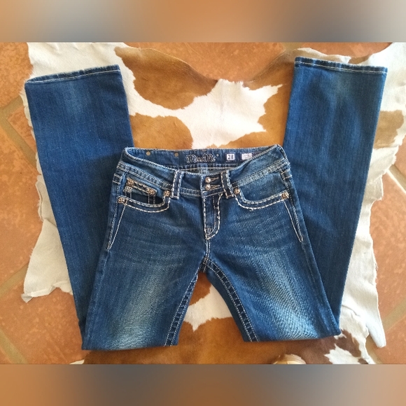 🔥 Miss Me Womens (28 W - 32 L) Boot Stylish Blue Jeans. 🔥 FINAL PRICE 🔥 - Picture 4 of 7